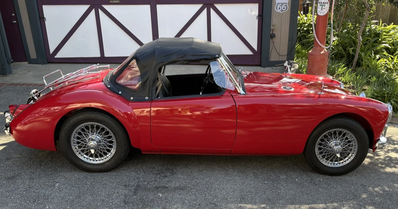 1956 MG MGA 1500 - Image 3 of 10