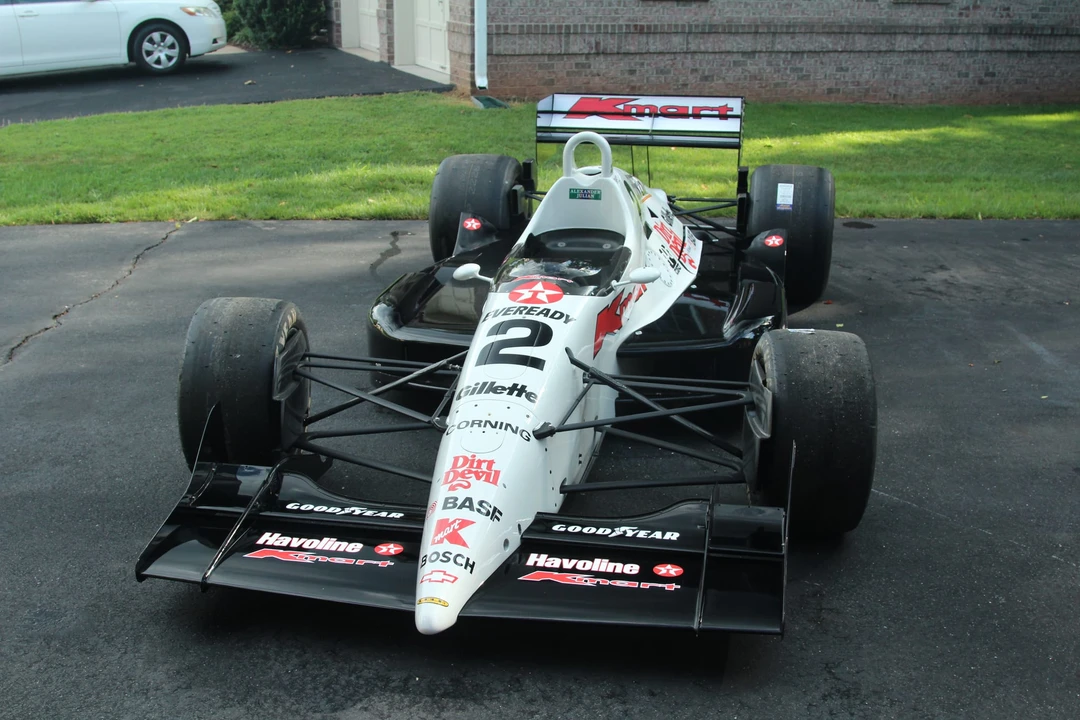 1991 Lola - Image 2 of 31