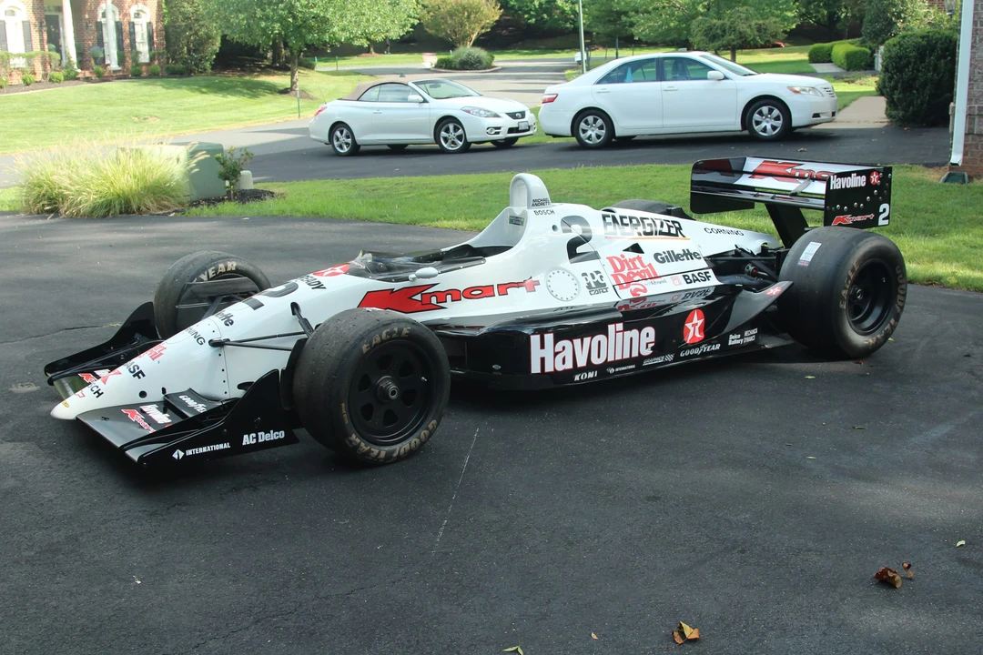 1991 Lola - Image 4 of 31