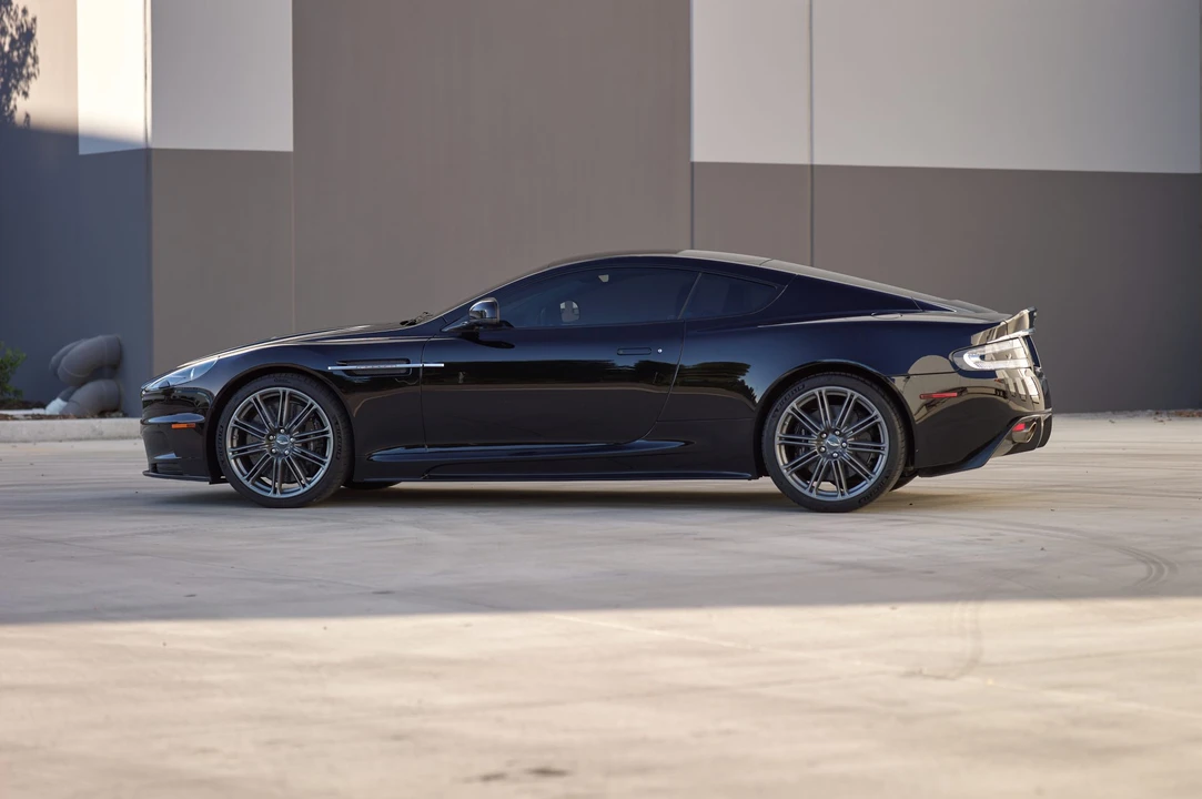 2010 Aston Martin DBS (2008-2012) - Image 8 of 31