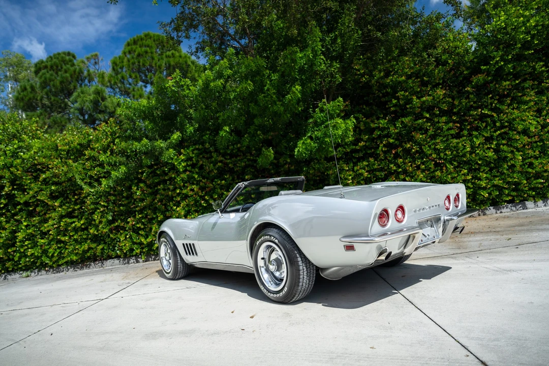 1969 Chevrolet Corvette C3 - Image 18 of 31