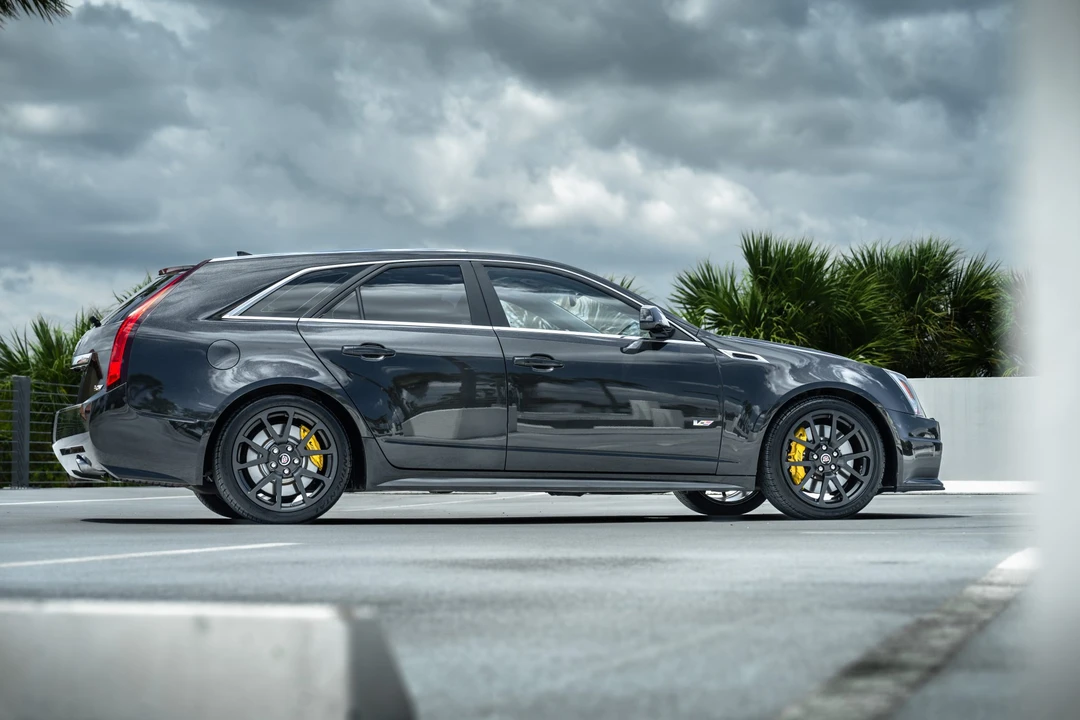 2013 Cadillac CTS-V 2nd Gen - Image 8 of 31