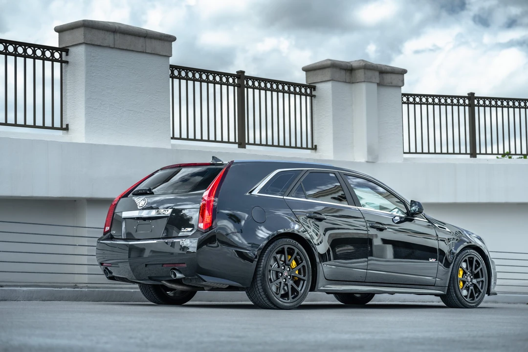 2013 Cadillac CTS-V 2nd Gen - Image 9 of 31