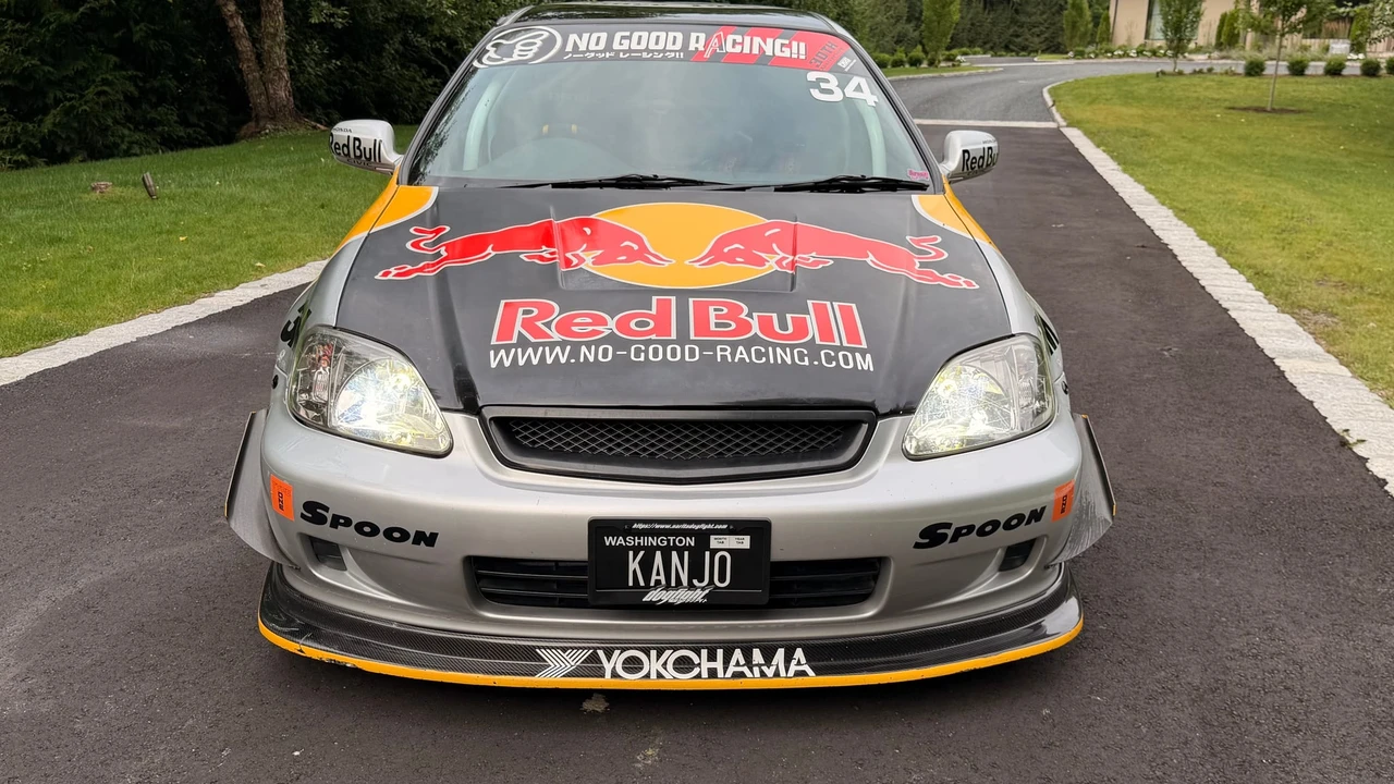 2000 Honda EK9 Civic Type R - Image 10 of 31