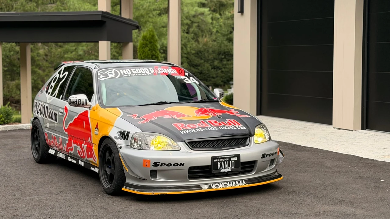 2000 Honda EK9 Civic Type R - Image 4 of 31
