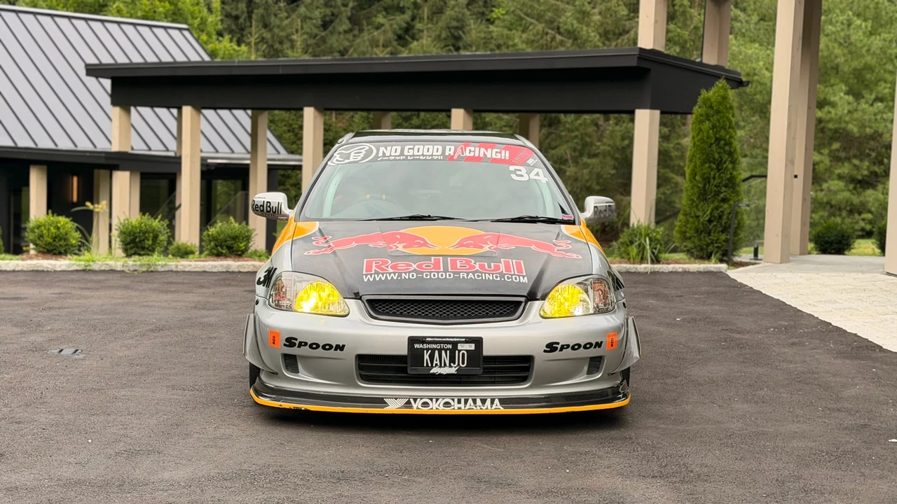 2000 Honda EK9 Civic Type R - Image 9 of 31