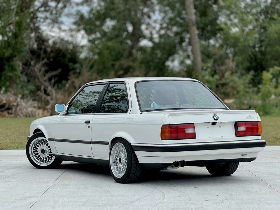 1989 BMW E30 3 Series - Image 21 of 31