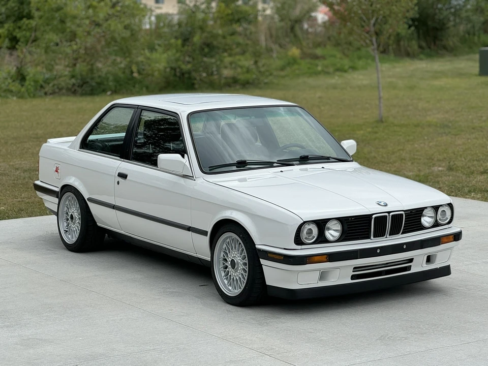 1989 BMW E30 3 Series - Image 13 of 31