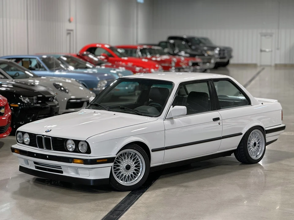 1989 BMW E30 3 Series - Image 25 of 31