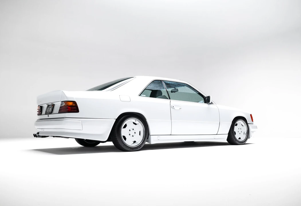 1990 Mercedes-Benz W124 E-Class - Image 25 of 31