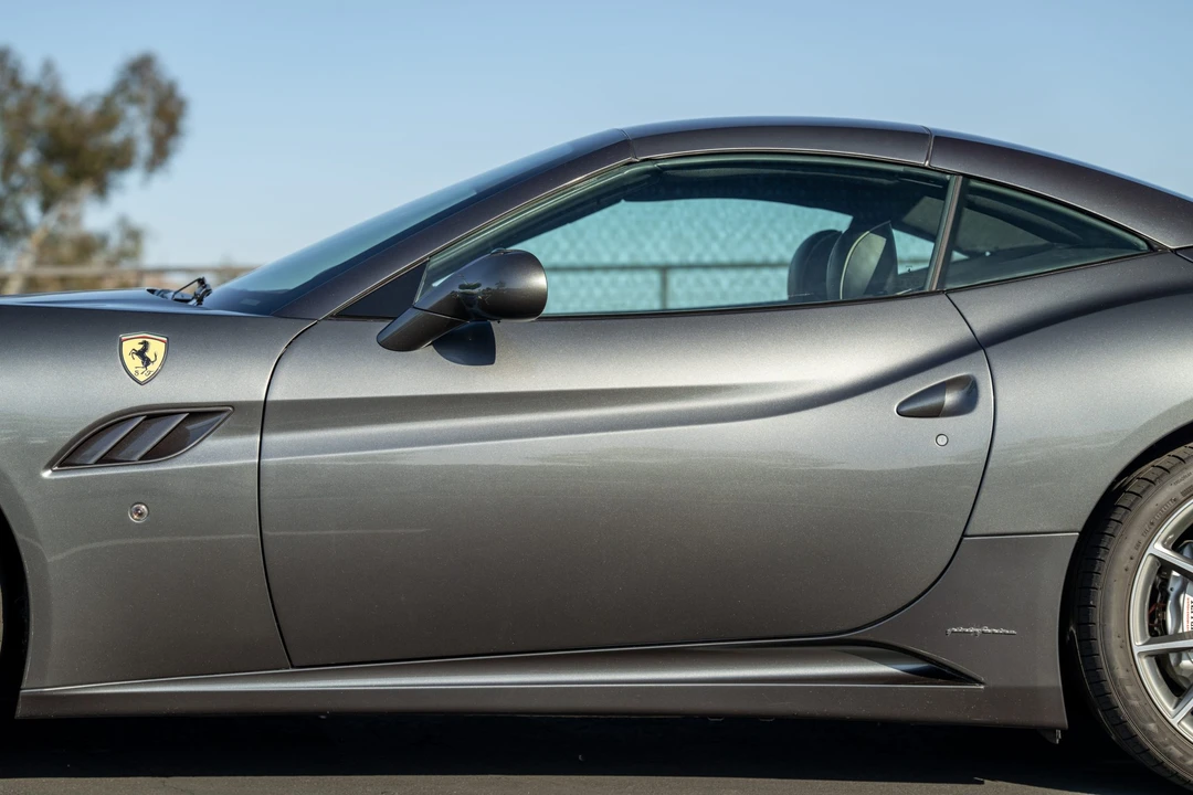 2011 Ferrari California - Image 23 of 31