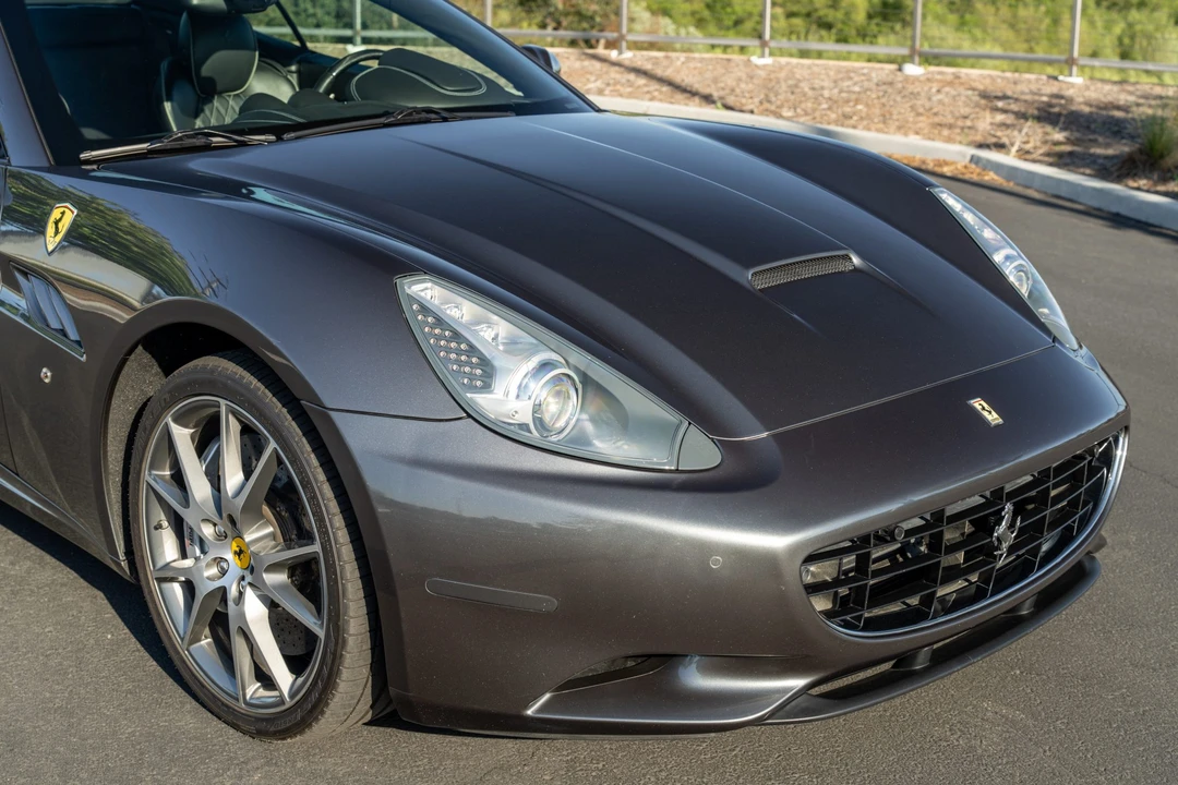 2011 Ferrari California - Image 28 of 31