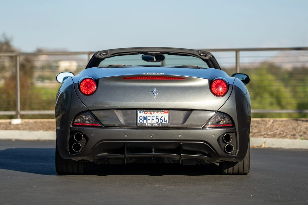 2011 Ferrari California - Image 5 of 31