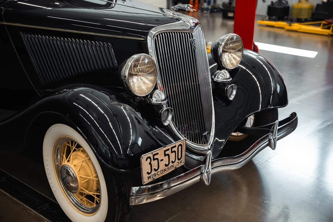 1934 Ford Model 18 & 40 - Image 30 of 31