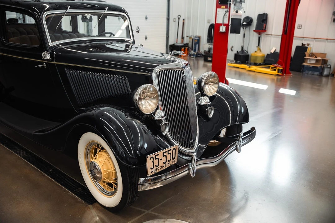 1934 Ford Model 18 & 40 - Image 29 of 31