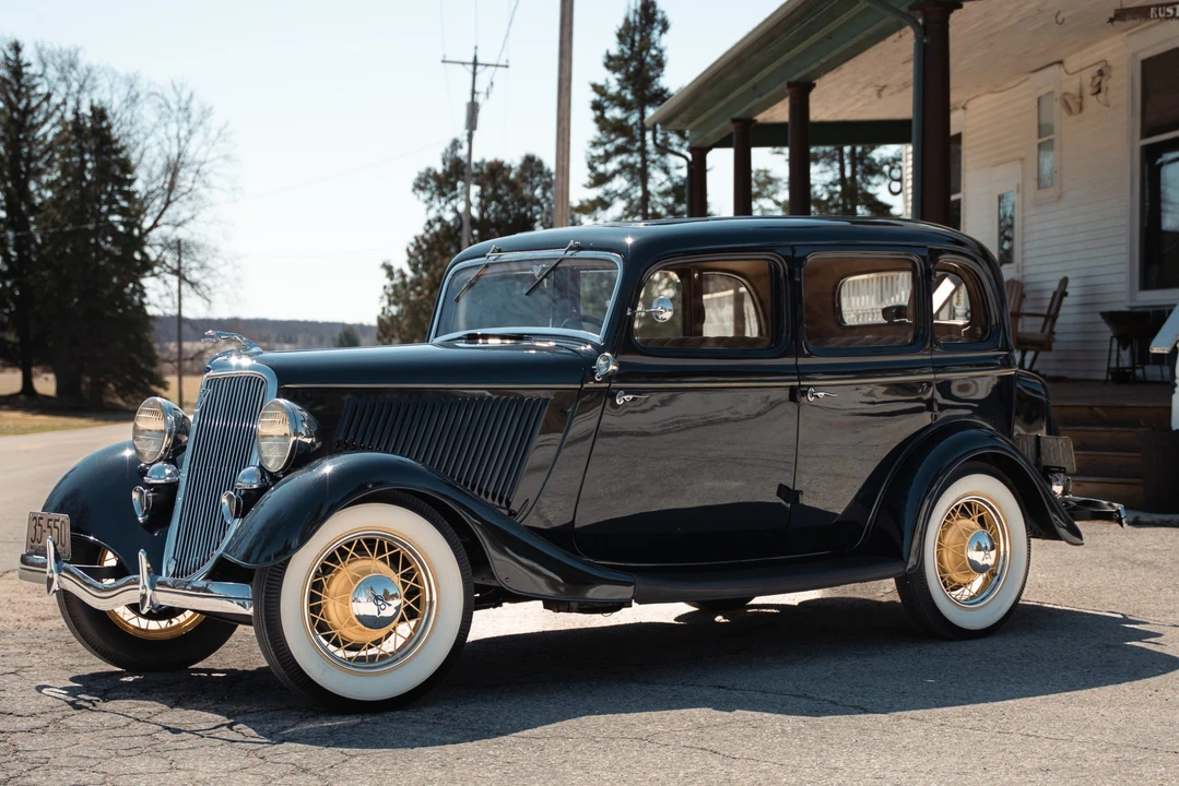 1934 Ford Model 18 & 40 - Image 4 of 31