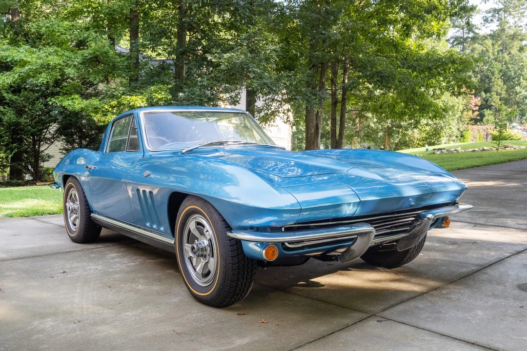 1966 Chevrolet Corvette C2 - Image 1 of 31