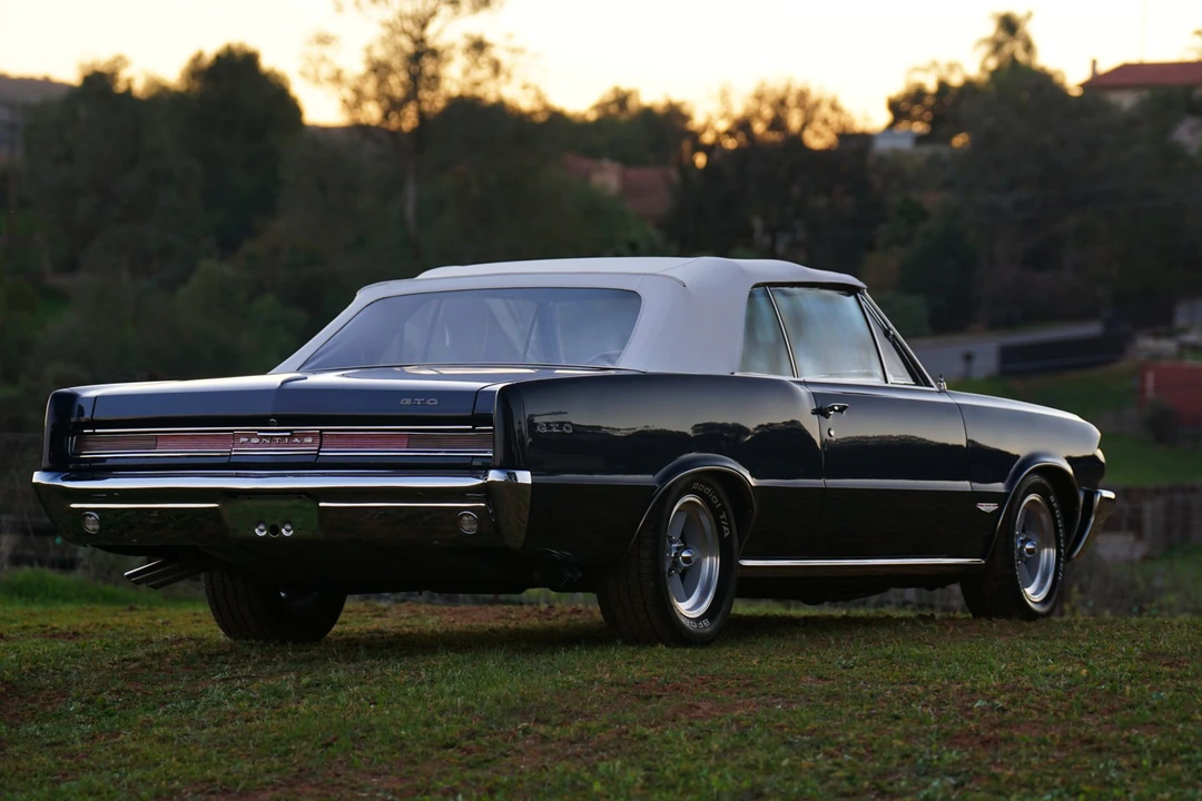 1964 Pontiac GTO 1st Gen - Image 16 of 31