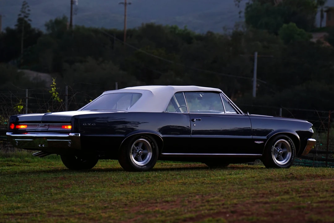 1964 Pontiac GTO 1st Gen - Image 17 of 31