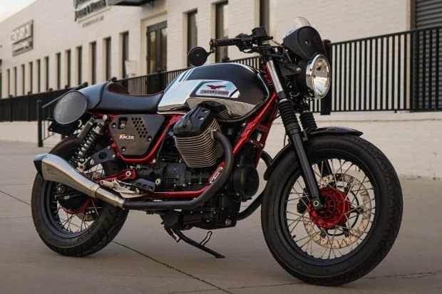 2013 Moto Guzzi V7 (2007+) - Image 3 of 7