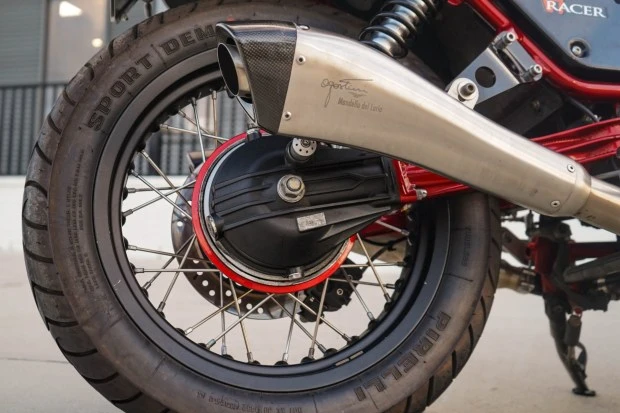 2013 Moto Guzzi V7 (2007+) - Image 6 of 7