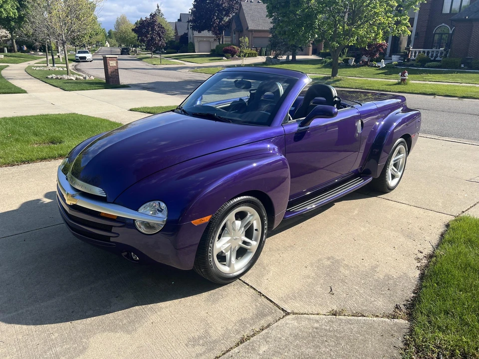 2003 Chevrolet SSR - Image 6 of 31