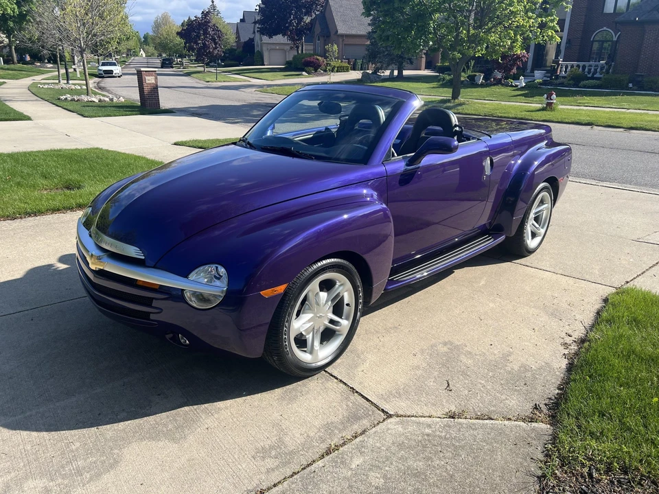2003 Chevrolet SSR - Image 5 of 31