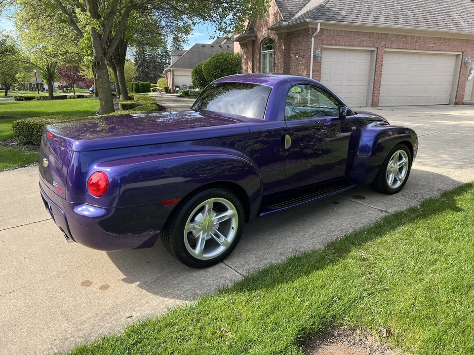 2003 Chevrolet SSR - Image 16 of 31
