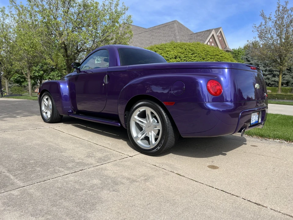2003 Chevrolet SSR - Image 19 of 31