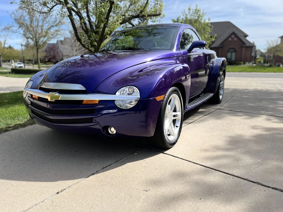 2003 Chevrolet SSR - Image 9 of 31