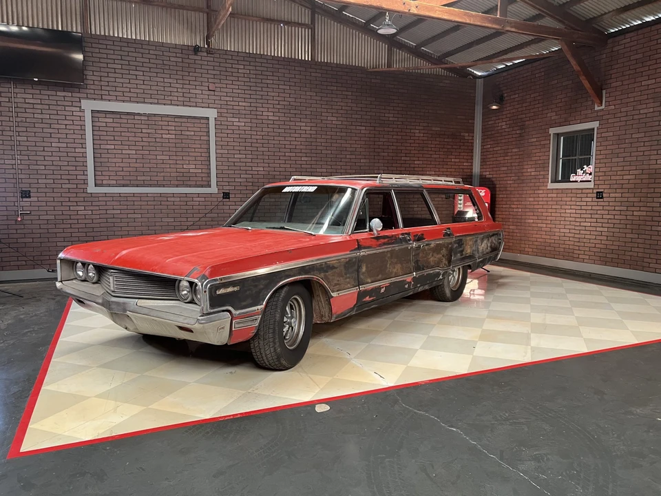 1968 Chrysler Town & Country - Image 7 of 31