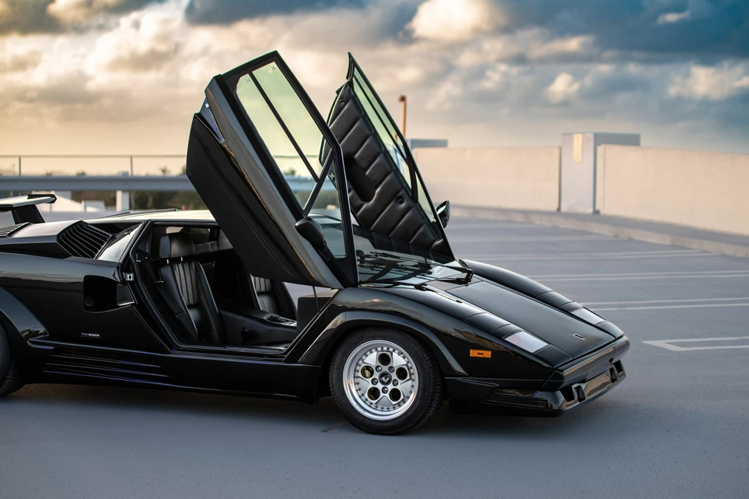 1989 Lamborghini Countach 25th Anniversary Edition - Image 23 of 31