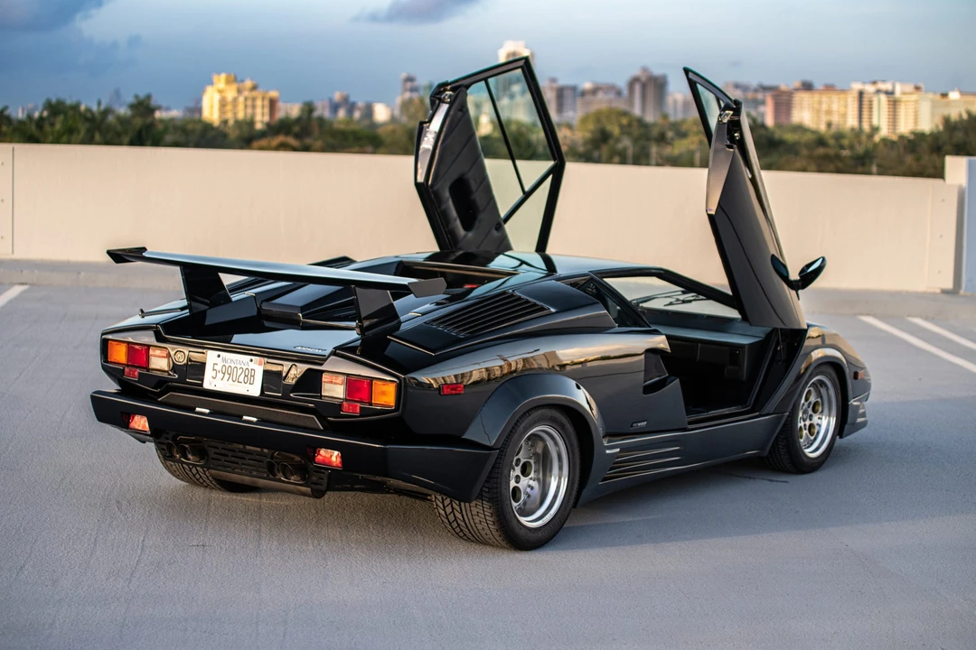 1989 Lamborghini Countach 25th Anniversary Edition - Image 25 of 31