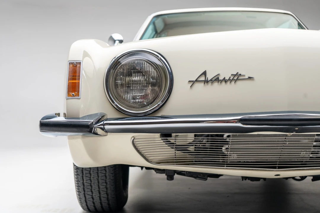 1963 Studebaker Avanti - Image 29 of 31