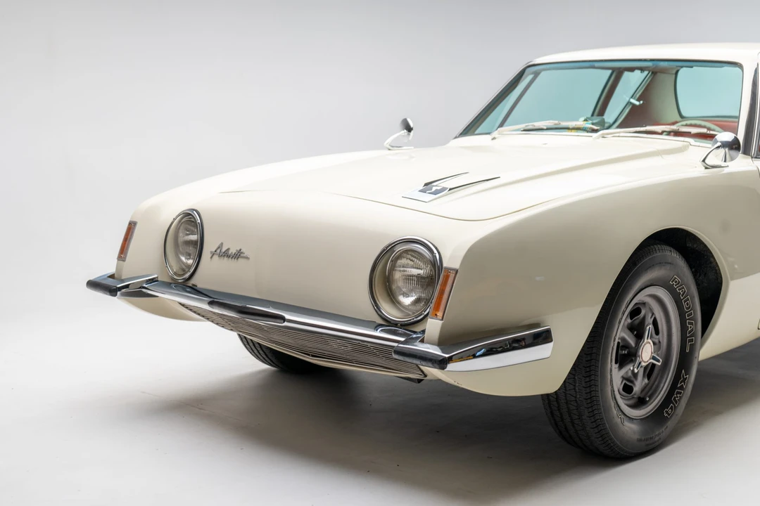 1963 Studebaker Avanti - Image 20 of 31