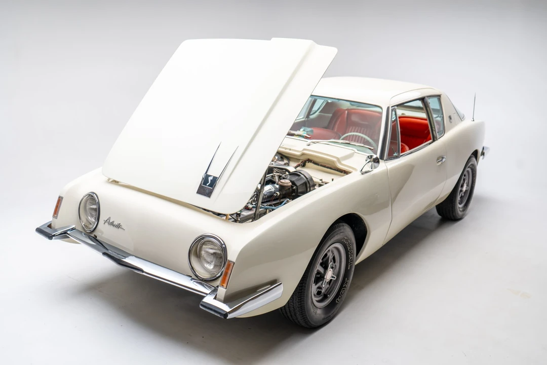 1963 Studebaker Avanti - Image 18 of 31
