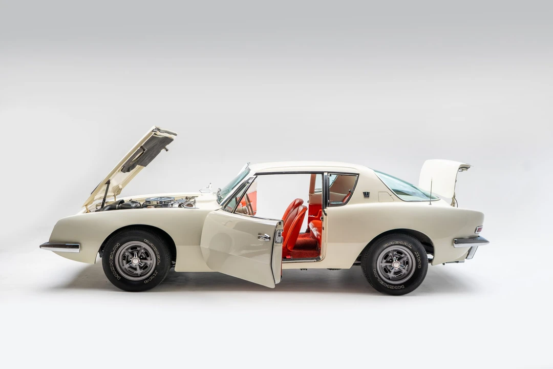 1963 Studebaker Avanti - Image 17 of 31