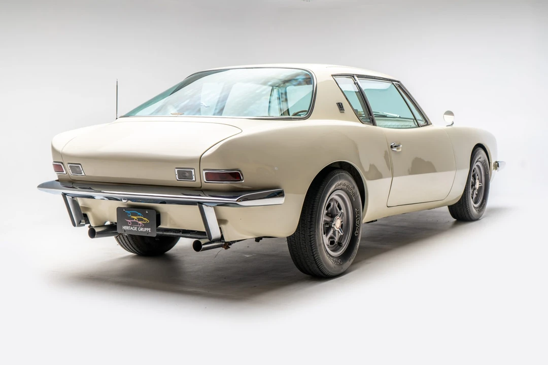 1963 Studebaker Avanti - Image 11 of 31