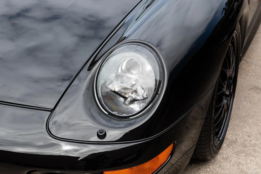 1998 Porsche 993 Carrera - Image 16 of 31