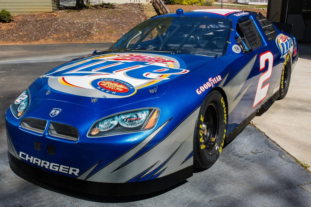 2005 Dodge Charger 6th Gen - Image 14 of 31