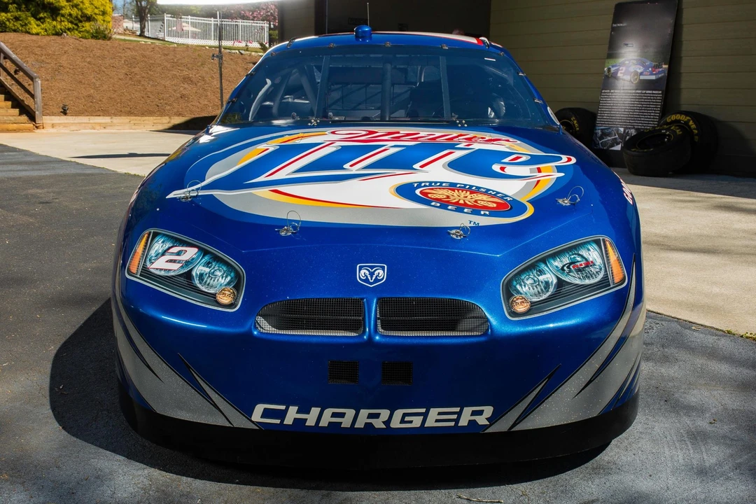 2005 Dodge Charger 6th Gen - Image 12 of 31