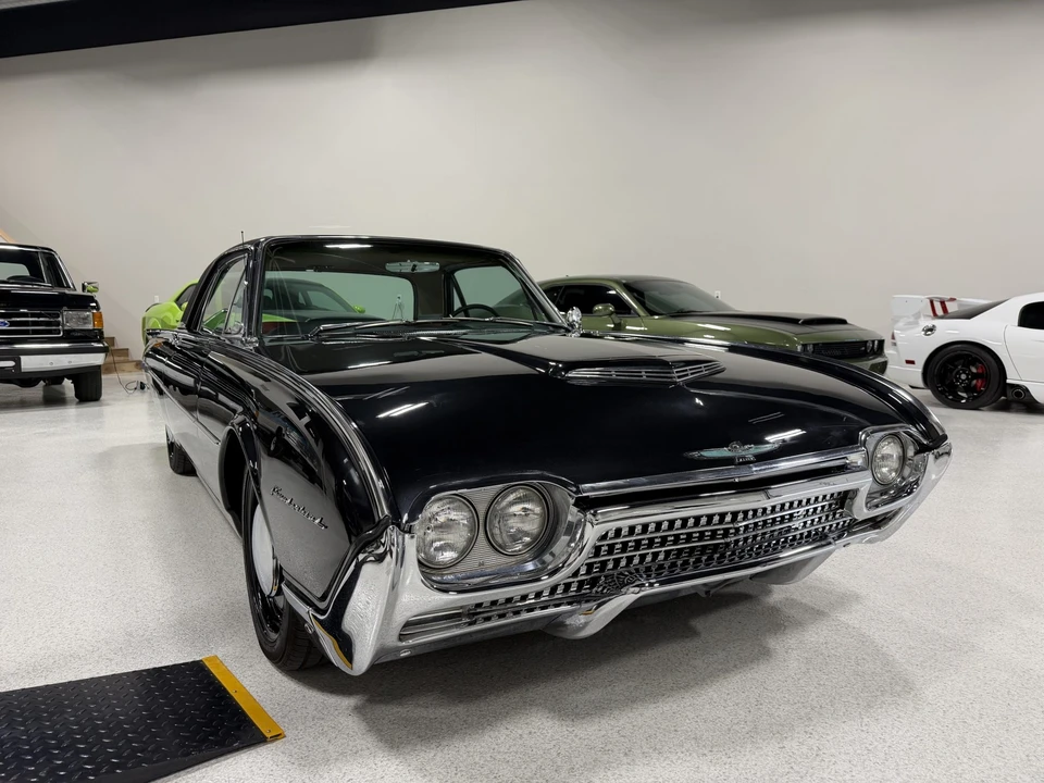 1962 Ford Thunderbird 3rd Gen - Image 30 of 31