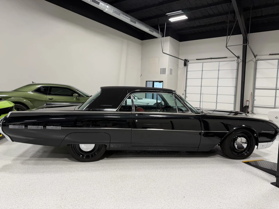 1962 Ford Thunderbird 3rd Gen - Image 24 of 31