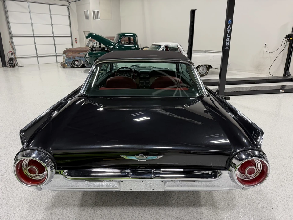 1962 Ford Thunderbird 3rd Gen - Image 16 of 31