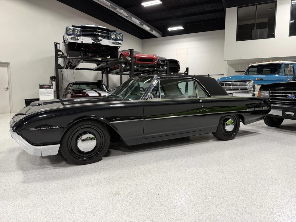 1962 Ford Thunderbird 3rd Gen - Image 7 of 31