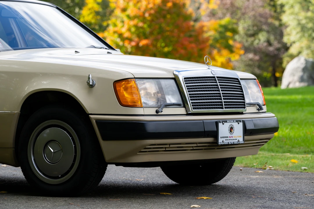 1989 Mercedes-Benz W124 E-Class - Image 18 of 31