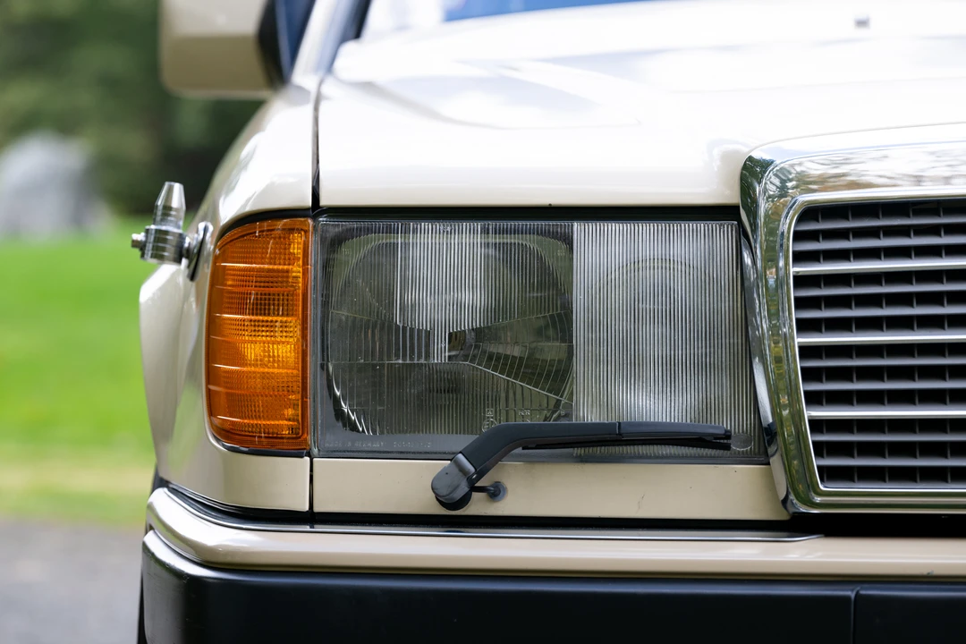 1989 Mercedes-Benz W124 E-Class - Image 19 of 31