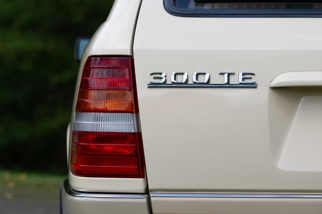 1989 Mercedes-Benz W124 E-Class - Image 22 of 31