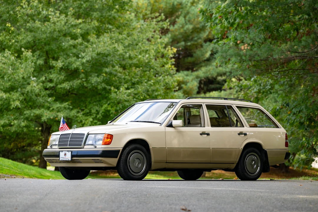 1989 Mercedes-Benz W124 E-Class - Image 11 of 31