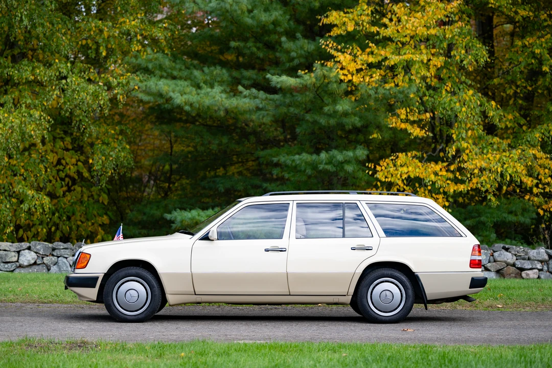 1989 Mercedes-Benz W124 E-Class - Image 10 of 31